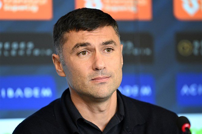 0c555c688952485f9be2c7ecda5a3e87-1 Burak Yılmaz'dan yabancı hakem yanıtı: "Daha büyük kaosa götüreceğini düşünüyorum"  - 5. Foto