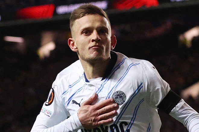 0d9e58a47a4d4b2585f436ea539225b1-1 Fenerbahçe'de milli futbolcuların karnesi: 13 isim arasında Livakovic damgası - 6. Foto