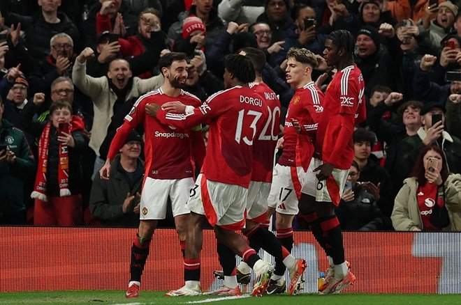 16125f375a3f43559daaf1dde907df76-1 Forma satışlarından en çok kazanan 20 Avrupa kulübü: "Üç büyükler" kaçıncı sırada? - 6. Foto