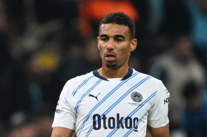 37013f983a6f41d0a3e79ab455032f62-2 Fenerbahçe'de milli futbolcuların karnesi: 13 isim arasında Livakovic damgası - 10. Foto