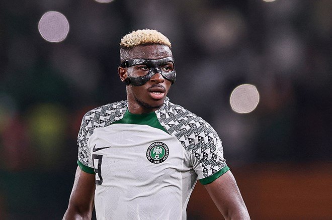 90. dakikada yaşananlar Osimhen'i çileden çıkardı: Kulübede yığıldı kaldı  - 2. Foto