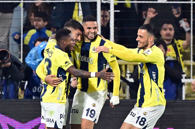 Fenerbahçe'nin Süper Lig 2024-2025 sezonu fikstürü  - 14. Foto