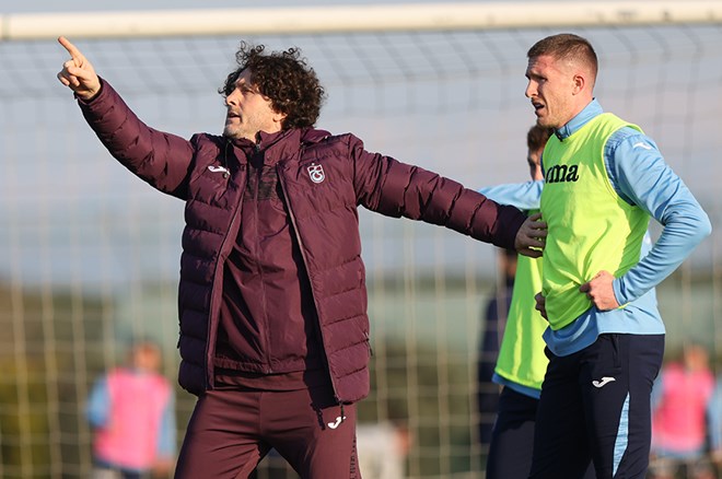 Fatih Tekke ilk sınavına çıkıyor: Başakşehir-Trabzonspor maçı ne zaman, saat kaçta, hangi kanalda? (İlk 11'ler)  - 5. Foto