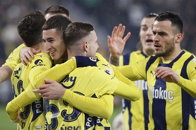 7ad7e2491ff44214a48ee9d7d77cf196-1 Süper Lig'de şampiyonluk oranları güncellendi - 6. Foto