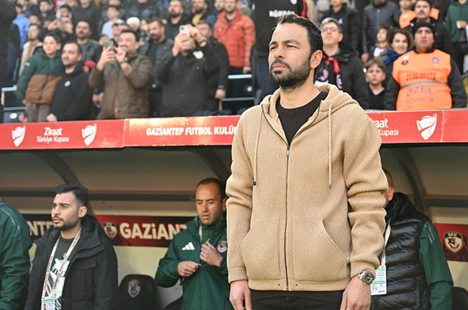 8cb169522fb443d1970428c3696726e0 Süper Lig ekibinde Selçuk İnan gelişmesi: Görüşmeler sürüyor - 3. Foto