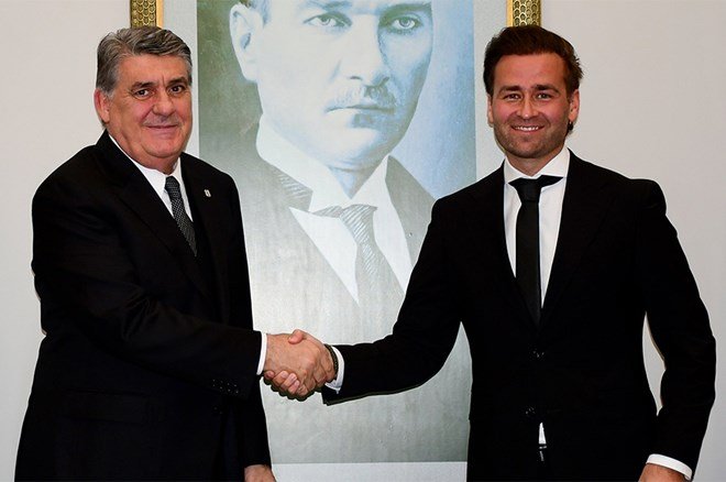 9d8f328292f143f4ad4a976dbc452471 Serdal Adalı-Solskjaer zirvesinden kesin karar çıktı - 2. Foto