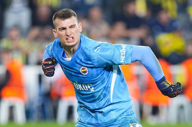 a29bee3c9e0d484aa86fdfbba5096490 Süper Lig'in en değerli 11'i güncellendi: Kadroya Galatasaray ve Fenerbahçe damgası - 3. Foto