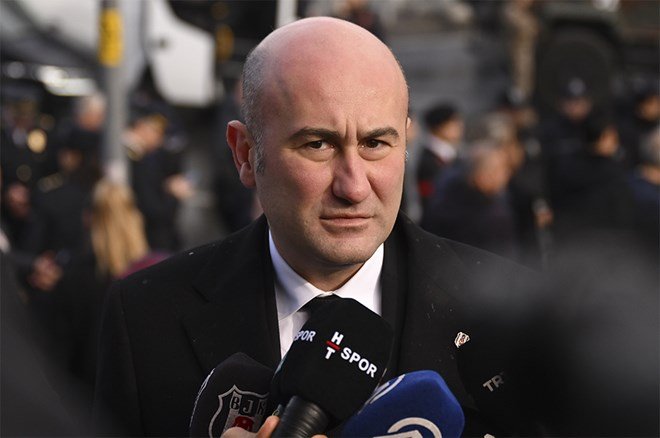 bdb221b2ec9446978b3ed04442156616 Hüseyin Yücel, Sergen Yalçın detayını verdi: "Yüzde 100 haklıydı" - 3. Foto