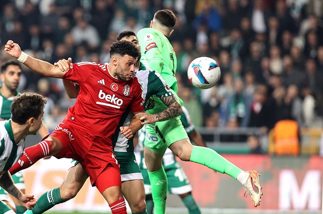 Konyaspor - Beşiktaş maçındaki kırmızı kartlara Trio yorumu  - 8. Foto