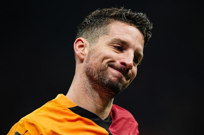 Urs Meier derbinin tartışmalı pozisyonları için ne dedi? Sıcağı sıcağına yorumladı  - 8. Foto