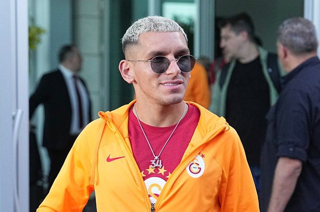08d795202dcf4891847c7257606fbecf Flaş Lucas Torreira gelişmesi: Galatasaray yönetimi apar topar harekete geçti  - 5. Foto