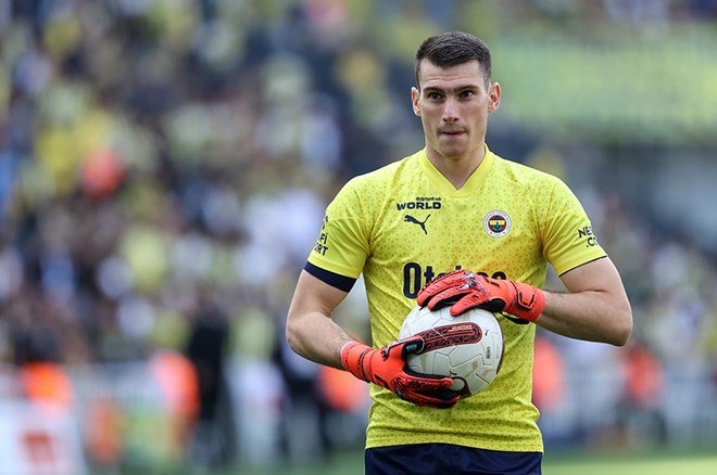 08feda40675643069f12b75bd8d25671 Fenerbahçe'de sürpriz Livakovic gelişmesi: Görüşmeler başlıyor  - 3. Foto