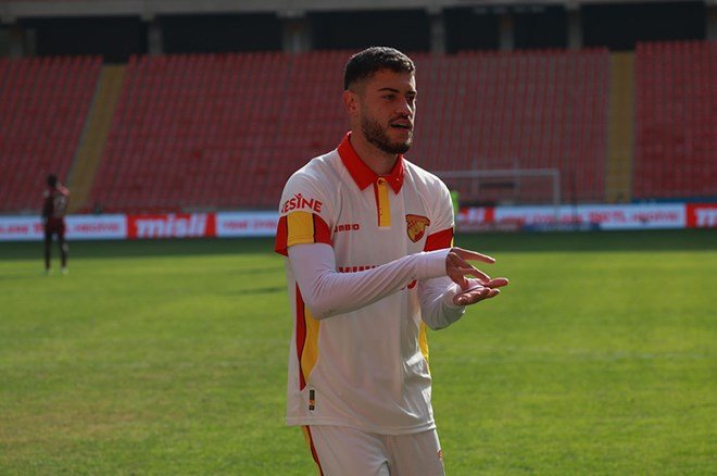 10d4fa0d0dbf4da28bcff07041a51e74 Avrupa'nın dikkatini çekti: Süper Lig'in golcüsü için geliyorlar  - 4. Foto