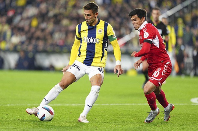 11aae07cd23b4c8395b79c6beeaf0cf0-4 SÜPER LİG | Sivasspor-Fenerbahçe maçı ne zaman, saat kaçta, hangi kanalda? (Muhtemel 11)  - 2. Foto