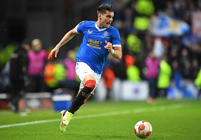 129df41a0a21414f9eb261217b5d3032 Adrian Ilie'den Fenerbahçe ve Ianis Hagi iddiası: "Menajeriyle görüştüm" dedi ve her şeyi anlattı  - 2. Foto