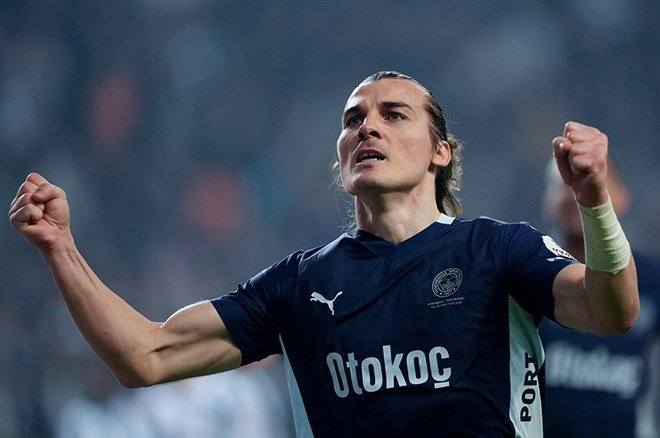 Yusuf Akçiçek için masadaki rakam dudak uçuklattı: Fenerbahçe'den 7 isim için karar  - 6. Foto