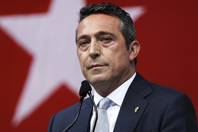 160f0490a2e9452faebb8c1107d8ecd2-1 Olası kongre: Fenerbahçe'de kulislerde 2 başkan adayı konuşuluyor - 4. Foto