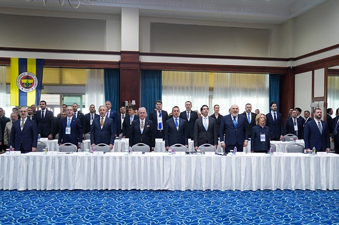 170f7a047a714560b94bfafcf8a93780-1 CANLI | Ali Koç konuşuyor   - 12. Foto