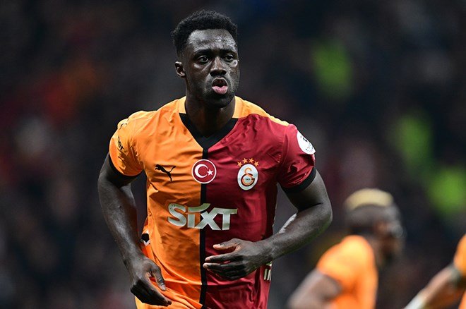 1bbfc75465074651a9357b71e4849d28-2 Galatasaray'dan hiç kimsenin beklemediği Davinson Sanchez sürprizi: Daha 2 senelik sözleşmesi vardı  - 3. Foto