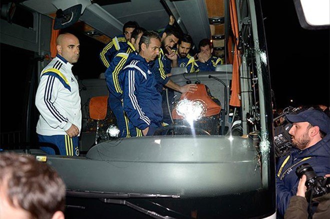 23c4f9db1d474cc4bf6e74714f209f13 Fenerbahçe'den gece yarısı açıklama: "Failler nerede?"  - 4. Foto