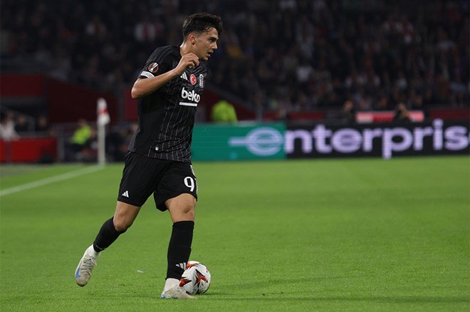 Solskjaer yıldız isme kapıyı gösterdi: Yerine geçecek futbolcu da belli oldu  - 3. Foto