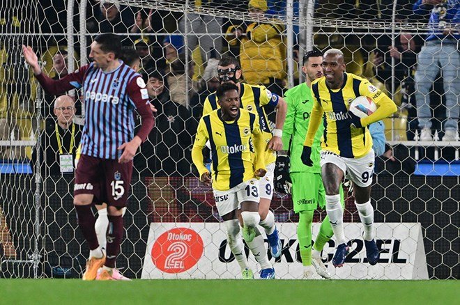 3574f51197c14ae98936c2ffdb587974-2 Tugay Kerimoğlu'nun Kostic yorumu gündem oldu: "Yine aynı noktadayım"  - 3. Foto