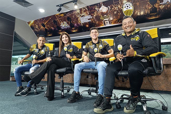 499327e53aef41ebb27d72721231ff89 Fenerbahçe "10 numara" transferde Hull City ile karşı karşıya: "Ciddi bir hedef" - 5. Foto