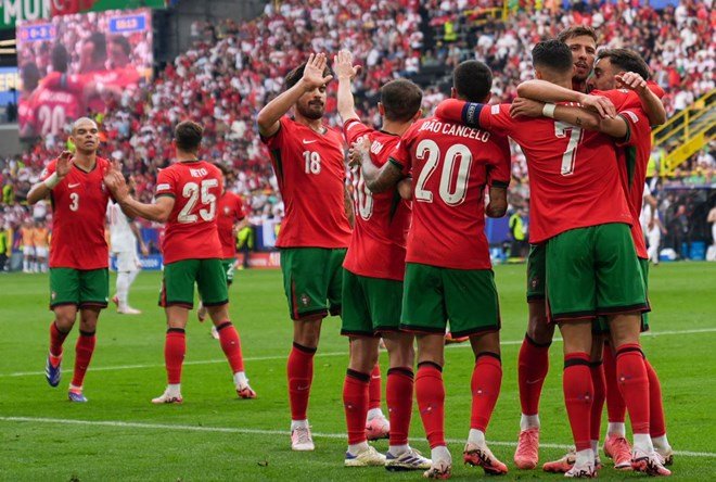 FIFA, Türkiye'nin yeni sırasını açıkladı: Dünya tablosunda flaş değişiklik  - 10. Foto