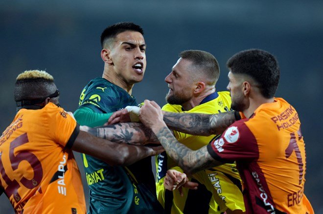 Samsunspor'dan flaş derbi paylaşımı: Osimhen ve Cihan Aydın  - 4. Foto