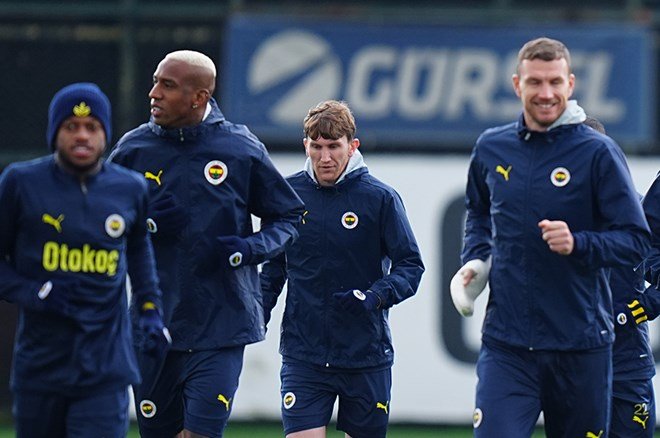 Fenerbahçe, Lazio ile anlaştı: İtalyanlar tarihi de duyurdu  - 2. Foto