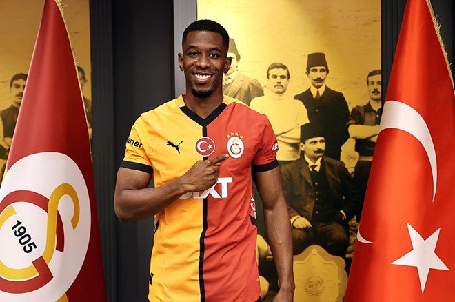 55a45d9f26144a0eaefd36e39e0b15eb Carlos Cuesta kayıplara karıştı - 3. Foto