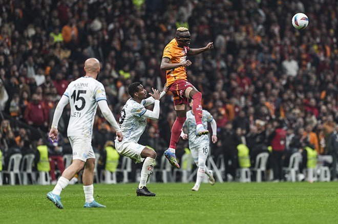 Trio noktayı koydu: Galatasaray'ın iptal edilen penaltısında karar doğru mu?  - 4. Foto