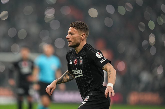 5d3c1558cb114d42a88c5edcf049d75e-2 Beşiktaş'ta büyük operasyon: Immobile başta olmak üzere 6 yabancıyla ayrılık kararı - 3. Foto