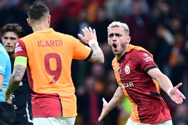 65d015f4787b4b3eb0c7154c0beaaeb8 Galatasaray'da flaş ayrılık, Mertens aracı oldu: Sezonun bitmesini bile beklemeyecekler  - 6. Foto