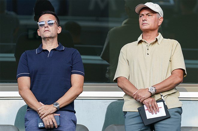 6805df09f42946eb9a1d1567a1358bda-1 Fenerbahçe'de flaş karar, Mourinho onay verdi: Sezon başı "Ayrılacak" deseler kimse inanmazdı - 5. Foto