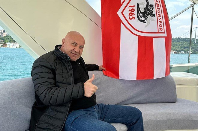 702b33ac54274294a19bab777c70b13e Herkes Yüksel Yıldırım'ın canlı yayında "Fenerbahçeliler çıldırmış" deyip yaptığı açıklamayı konuşuyor - 4. Foto