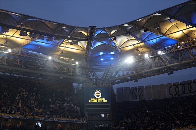 794f76328bc8499784329579235f0c35 Otomotiv devinden Fenerbahçe'ye tarihi teklif: Stat ismi rekor paraya değişiyor  - 5. Foto