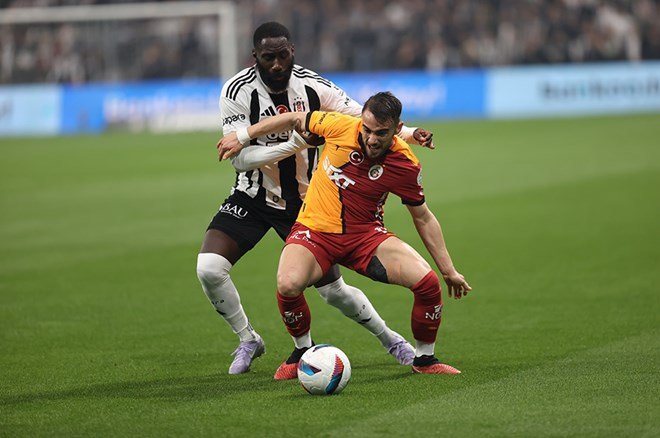 80ce9deef25c486887b8b2275dc59063 Beşiktaş'la ilgili sözleri tepki çeken Yunus Akgün'den yeni açıklama  - 3. Foto