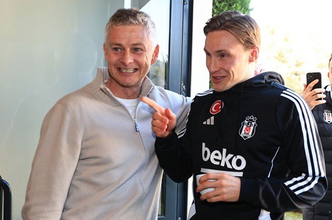 Yönetim ve Solskjaer'den ortak karar: Beşiktaş'ın deneyimli ismi takımda kalıyor  - 5. Foto