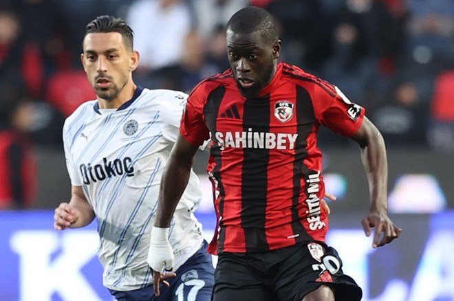 907ecf7c915e48ff8689aec5e17b7544 Badou Ndiaye'den İrfan Can Eğribayat'a olay yanıt ve sosyal medyadan ifşa - 3. Foto