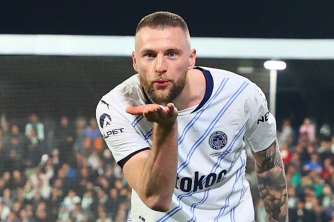Milan Skriniar Galatasaray'a söz vermiş: Rakam ve transfer gerçeği ortaya çıktı  - 5. Foto
