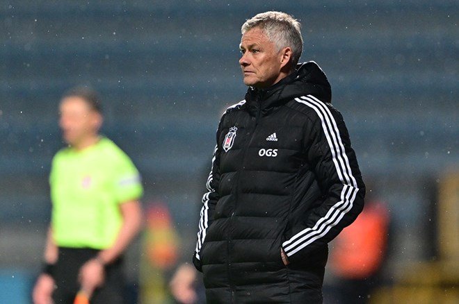 950dbfdc95da448ba10f8b49f0d0ddf3-3 Beşiktaş'ta Solskjaer'den şaşırtıcı Chamberlain denemesi - 3. Foto