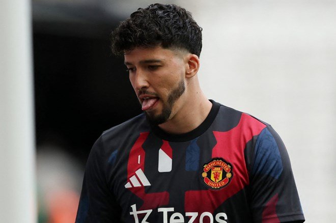 9e308faa2e5d4ffca0e1aa3c967086c3 Volkan Demirel: "Fenerbahçe alırsa yılın transferini yapmış olur"  - 5. Foto