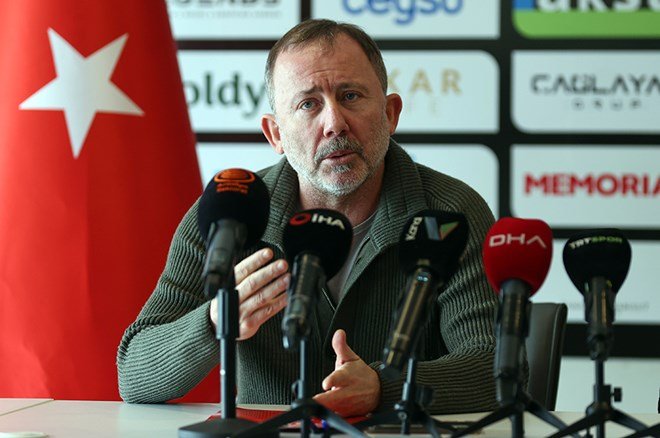 a0ceec4073494ee0a4ac3580d12c2b92-2 Sergen Yalçın: "Galatasaray'a yakışmayan bir oyuncu, olmaz" - 5. Foto