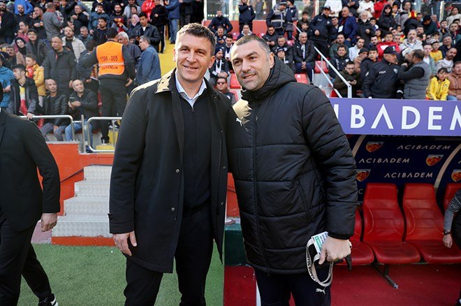 Burak Yılmaz'ı çıldırtan "Fenerbahçe" iması: "Nasıl konuşuyorsun lan sen!"   - 4. Foto