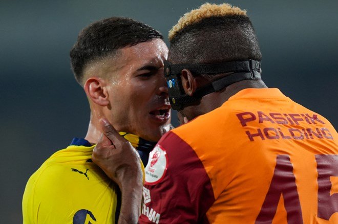 Samsunspor'dan flaş derbi paylaşımı: Osimhen ve Cihan Aydın  - 3. Foto