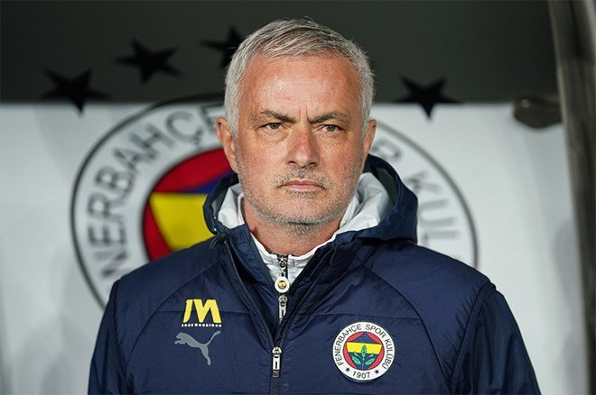 b8380f9c77b54659b7380a0ddf72027a-4 Ve Jose Mourinho'dan bitime 5 hafta kala flaş karar  - 3. Foto