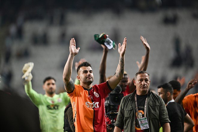 bb18b585180042499dc802887dcfb067 "Her takımın birkaç adım önünde" | Spor yazarları Galatasaray için ne dedi?  - 4. Foto