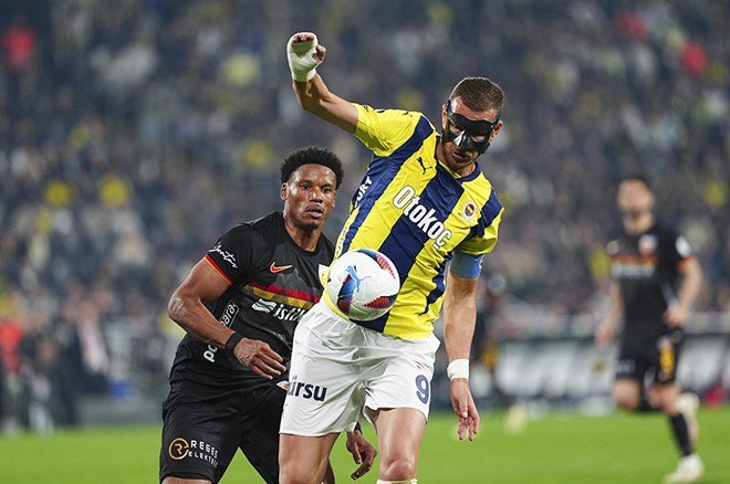 Trio ekibi noktayı koydu: Fenerbahçe'nin kazandığı penaltıda karar doğru mu?  - 6. Foto