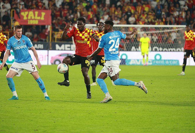 c76fbe3ad57d4b688ed6d2199f6f6e6d-1 TÜRKİYE KUPASI | Yayıncı belli oldu: Trabzonspor-Göztepe maçı ne zaman, saat kaçta, hangi kanalda?  - 5. Foto